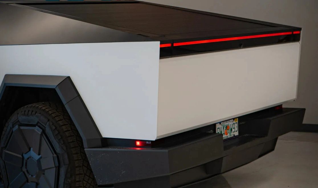 tesla cybertruck 2024 7G2CEHEE7RA039050 image tesla cybertruck 2024 7G2CEHEE7RA039050 image
