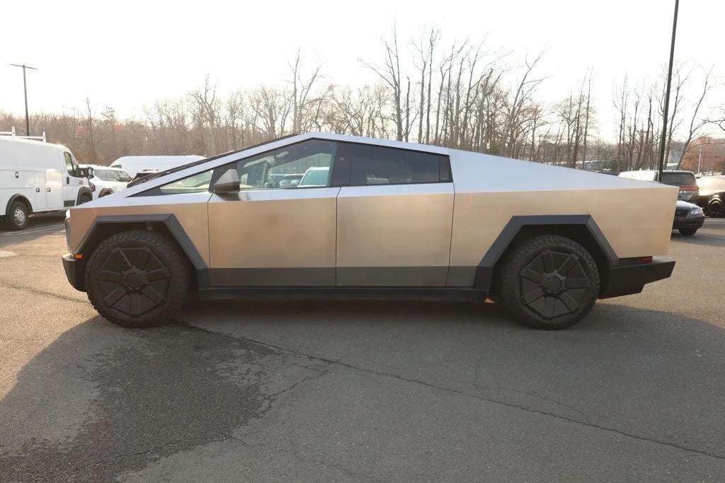 tesla cybertruck 2024 7G2CEHED9RA009801 image tesla cybertruck 2024 7G2CEHED9RA009801 image