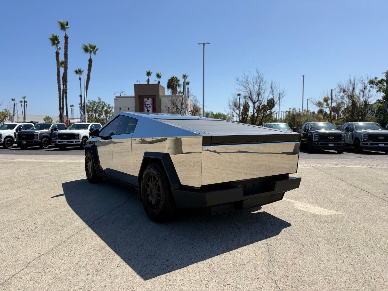 tesla cybertruck 2024 7G2CEHEE9RA004137 image tesla cybertruck 2024 7G2CEHEE9RA004137 image