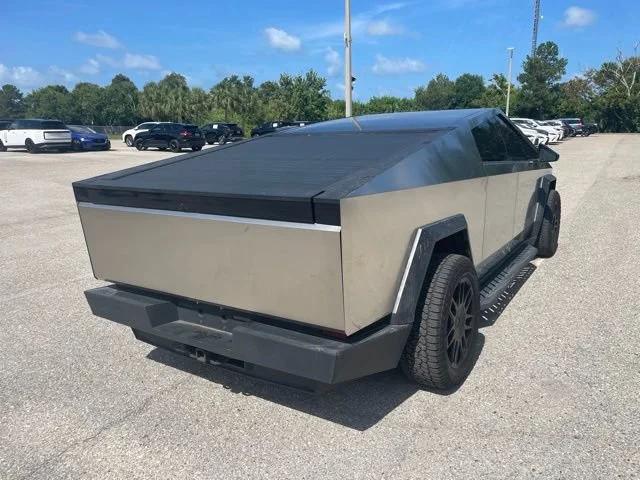 tesla cybertruck 2024 7G2CEHED1RA040881 image tesla cybertruck 2024 7G2CEHED1RA040881 image