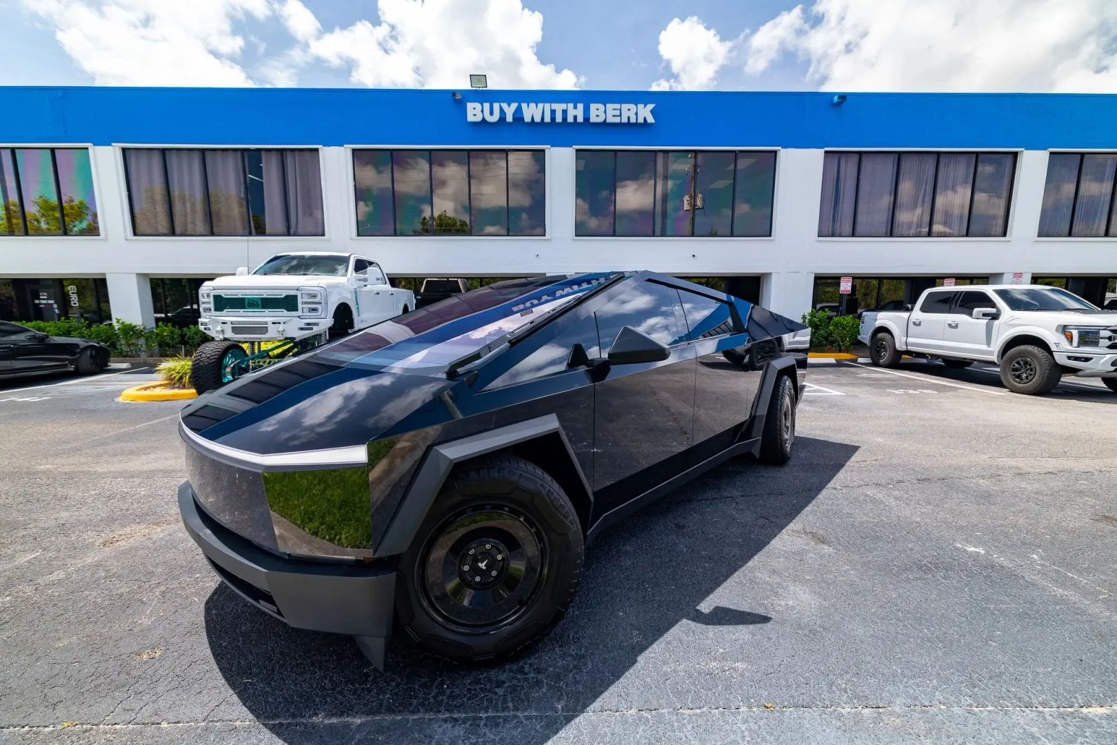 tesla cybertruck 2024 7G2CEHED9RA003464 image tesla cybertruck 2024 7G2CEHED9RA003464 image