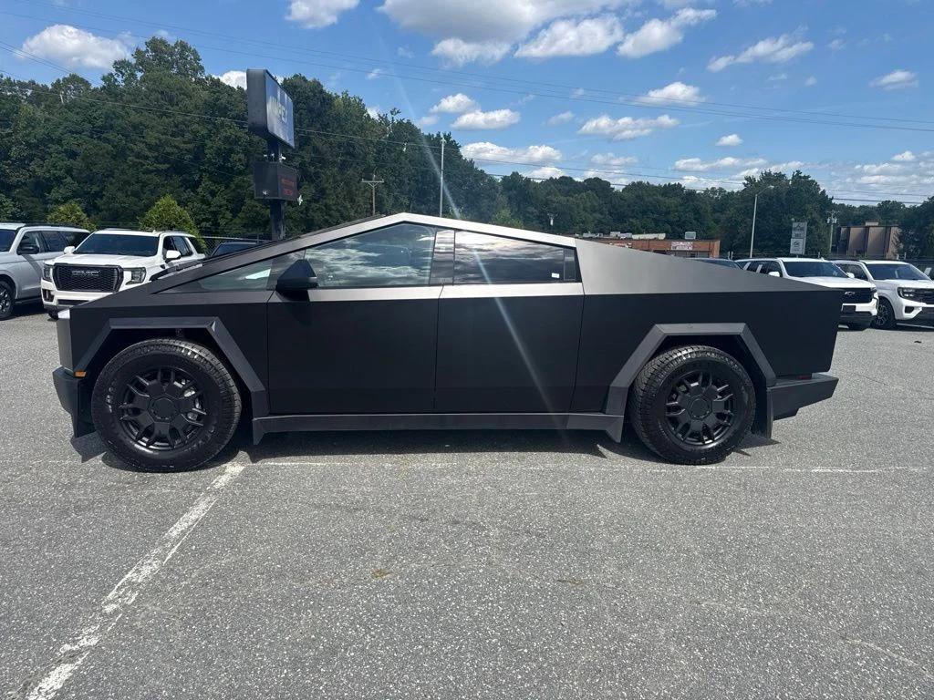 tesla cybertruck 2024 7G2CEHEE5RA049186 image tesla cybertruck 2024 7G2CEHEE5RA049186 image