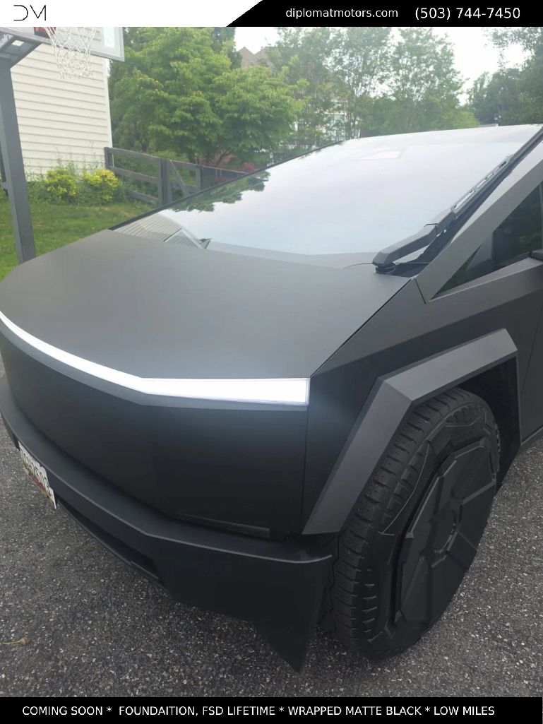 tesla cybertruck 2024 7G2CEHED1RA014085 image tesla cybertruck 2024 7G2CEHED1RA014085 image