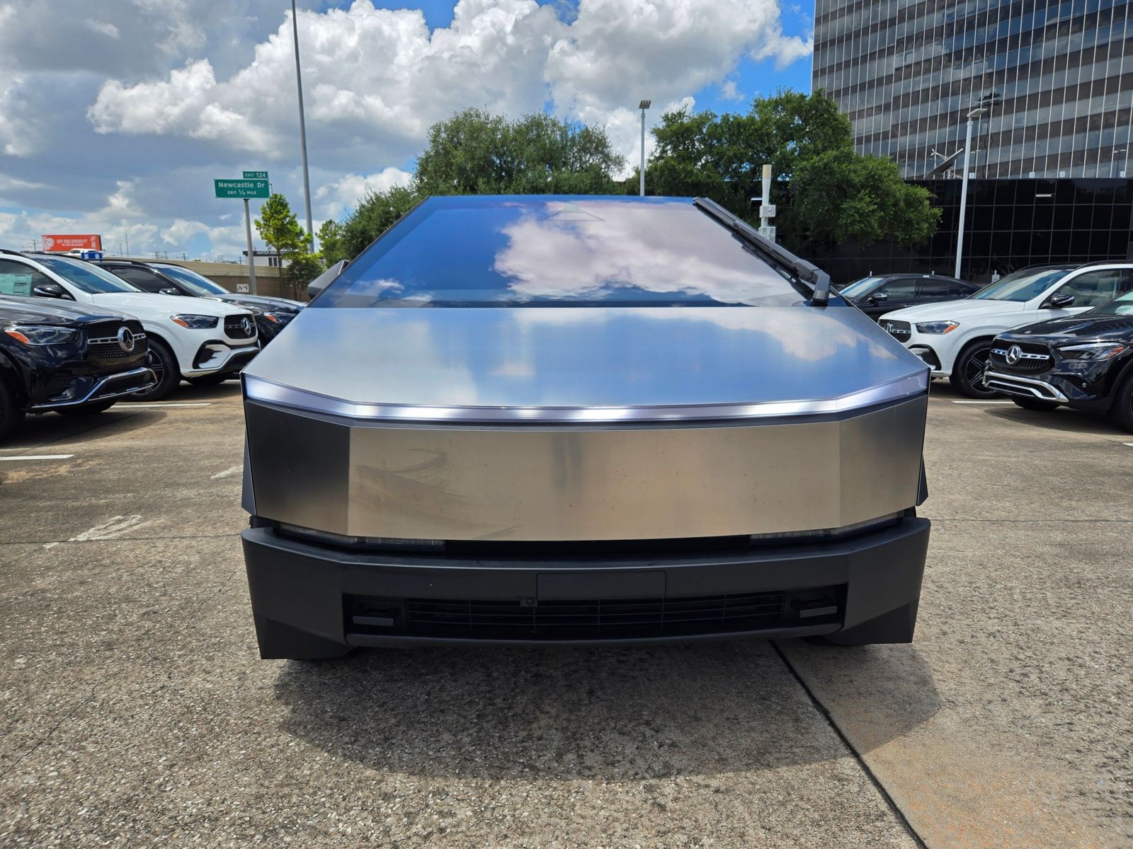 tesla cybertruck 2025 7G2CEHED6SA076894 image