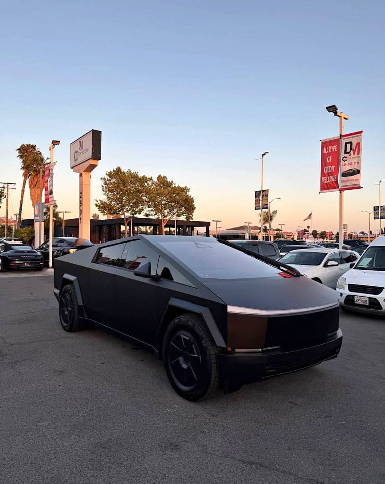 tesla cybertruck 2025 7G2CEHEDXSA073402 image tesla cybertruck 2025 7G2CEHEDXSA073402 image