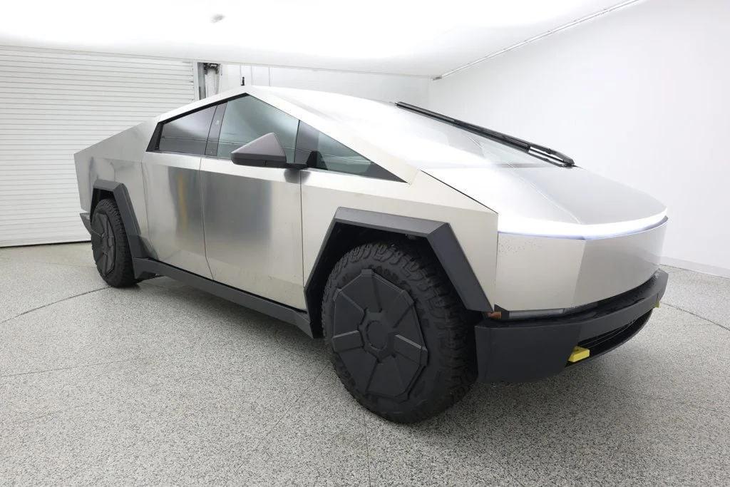 tesla cybertruck 2025 7G2CEHED8SA069834 image tesla cybertruck 2025 7G2CEHED8SA069834 image