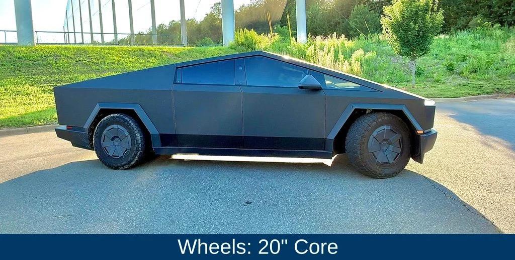 tesla cybertruck 2025 7G2CEHED5SA068138 image tesla cybertruck 2025 7G2CEHED5SA068138 image