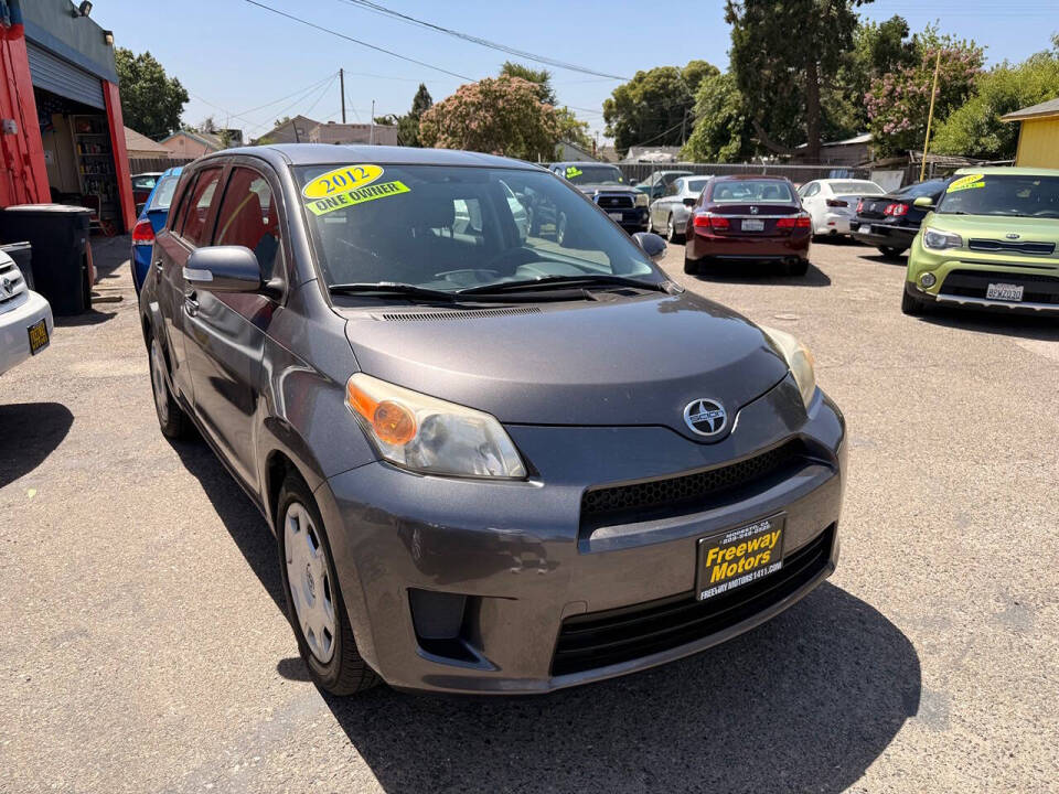 scion xd 2012 JTKKU4B4XC1016430 image scion xd 2012 JTKKU4B4XC1016430 image