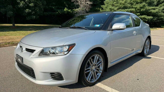 scion tc 2011 JTKJF5C77B3000953 image scion tc 2011 JTKJF5C77B3000953 image