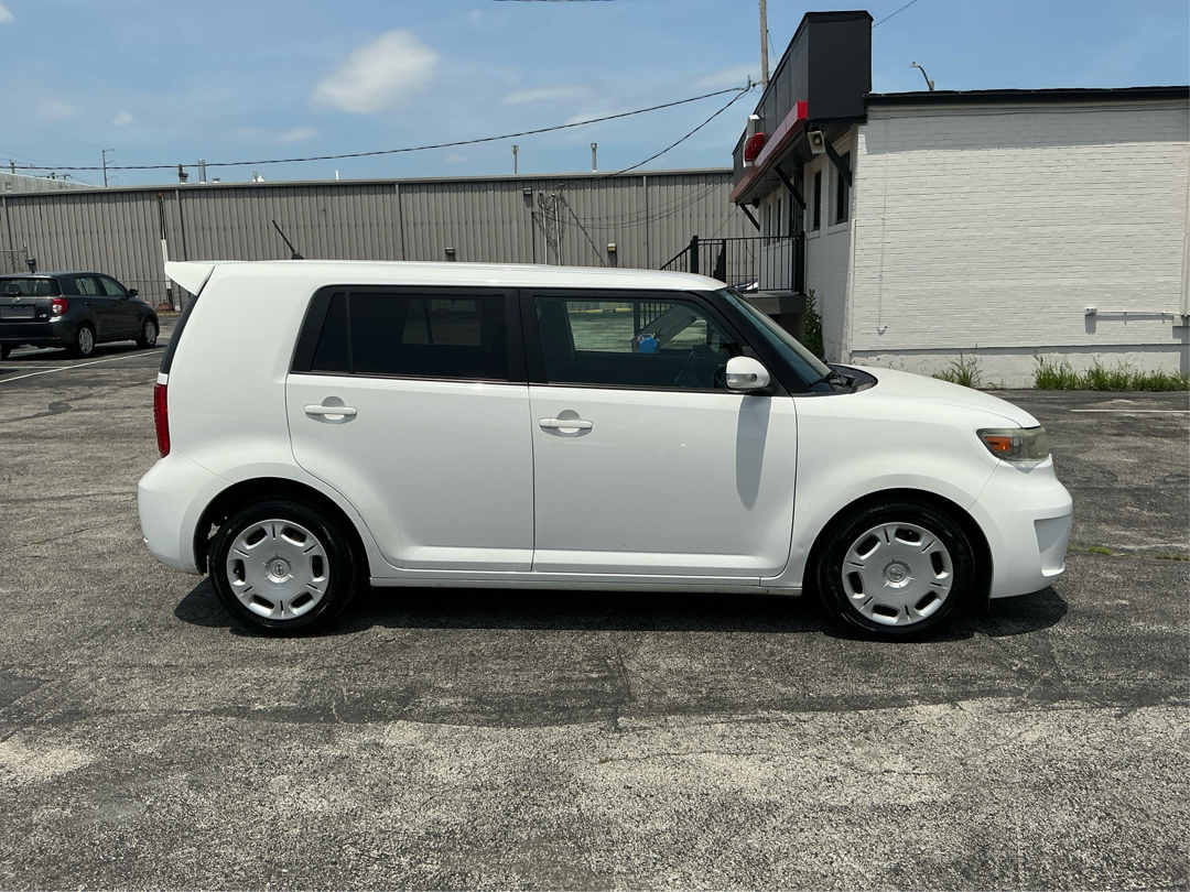 scion xb 2008 JTLKE50EX81013898 image scion xb 2008 JTLKE50EX81013898 image