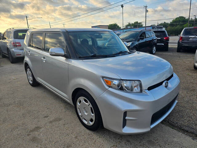 scion xb 2011 JTLZE4FE3B1127104 image scion xb 2011 JTLZE4FE3B1127104 image