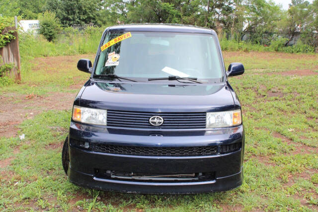 scion xb 2005 JTLKT324354006736 image scion xb 2005 JTLKT324354006736 image
