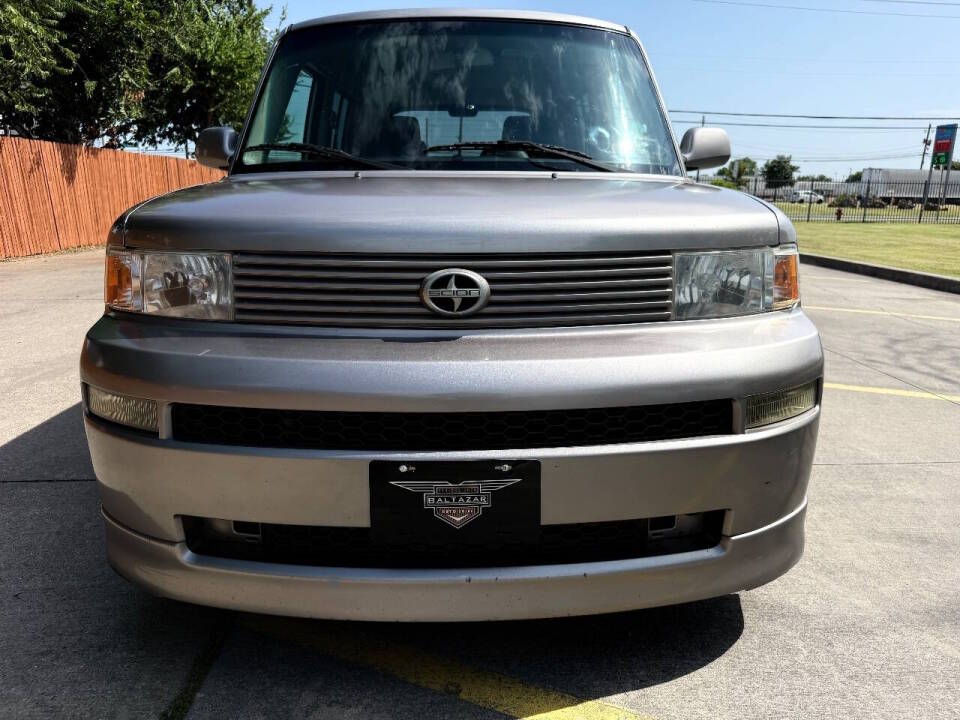 scion xb 2005 JTLKT324654025037 image scion xb 2005 JTLKT324654025037 image