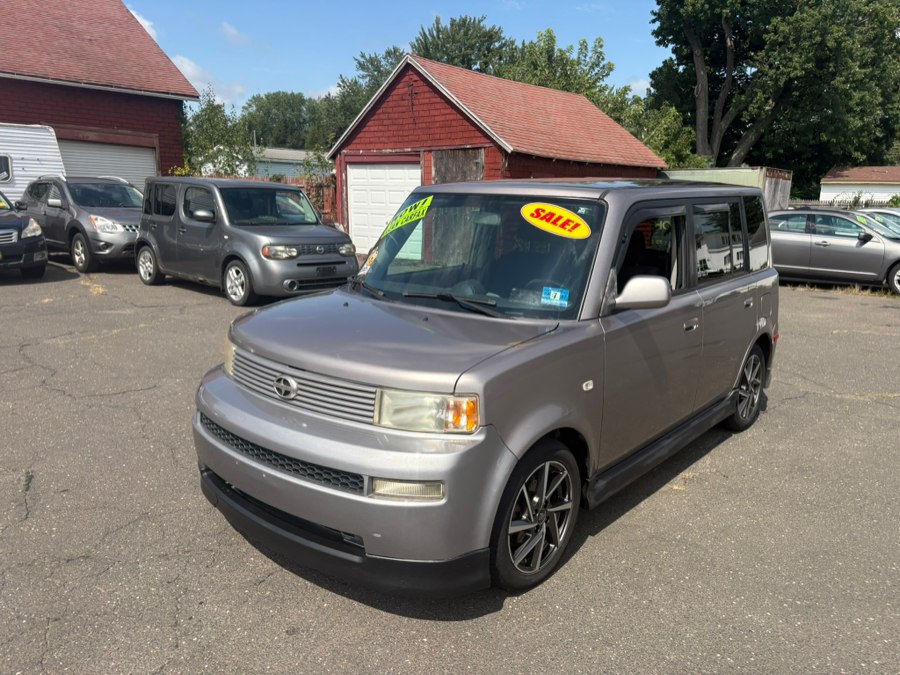 scion xb 2005 JTLKT324150195863 image scion xb 2005 JTLKT324150195863 image