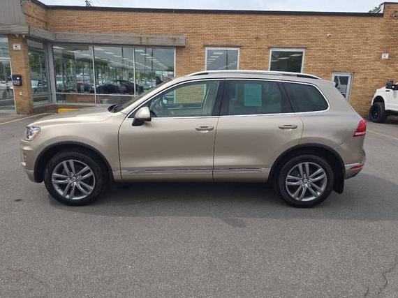 VOLKSWAGEN TOUAREG 2016 WVGEF9BP7GD007397 image