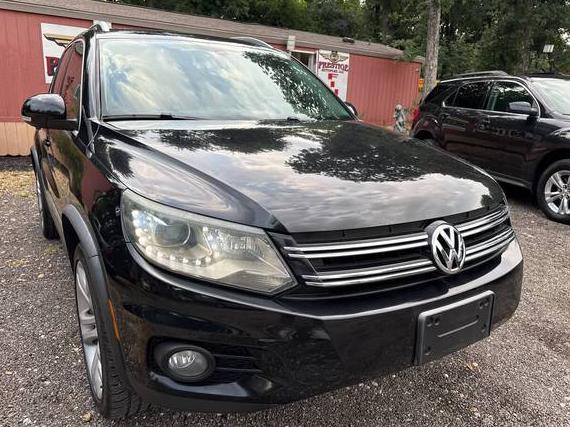 VOLKSWAGEN TIGUAN 2012 WVGAV7AX2CW001948 image