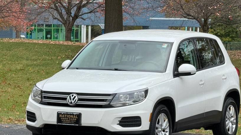 VOLKSWAGEN TIGUAN 2012 WVGBV7AX3CW563362 image
