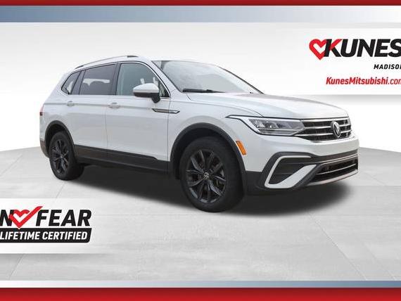 VOLKSWAGEN TIGUAN 2024 3VV3B7AX0RM042854 image