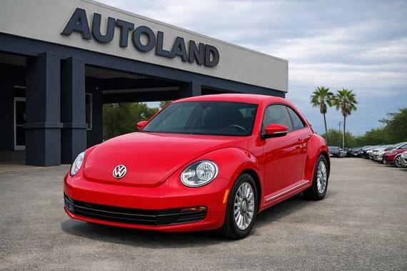 VOLKSWAGEN BEETLE 2019 3VWFD7AT2KM708781 image VOLKSWAGEN BEETLE 2019 3VWFD7AT2KM708781 image