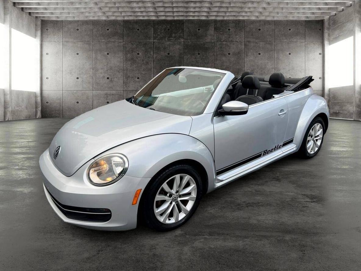 VOLKSWAGEN BEETLE 2014 3VW5L7AT3EM805622 image