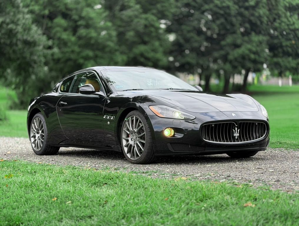 maserati granturismo 2011 ZAM45KLAXB0054018 image maserati granturismo 2011 ZAM45KLAXB0054018 image