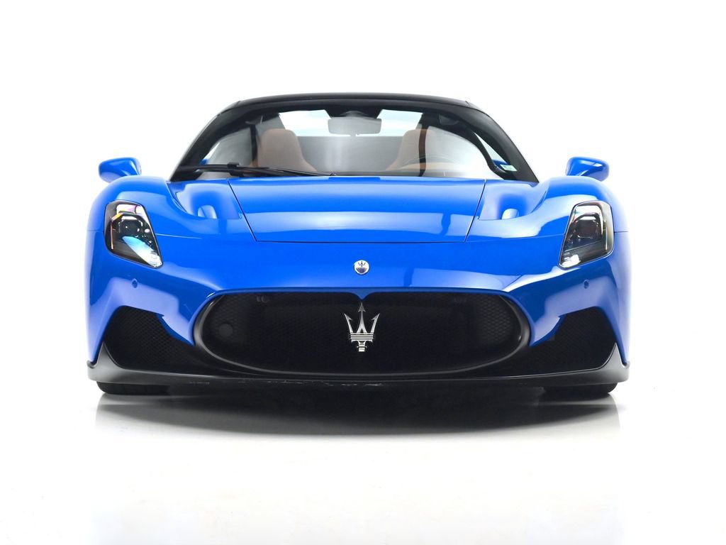 maserati mc20 2023 ZAMBMSAB8P0436884 image maserati mc20 2023 ZAMBMSAB8P0436884 image
