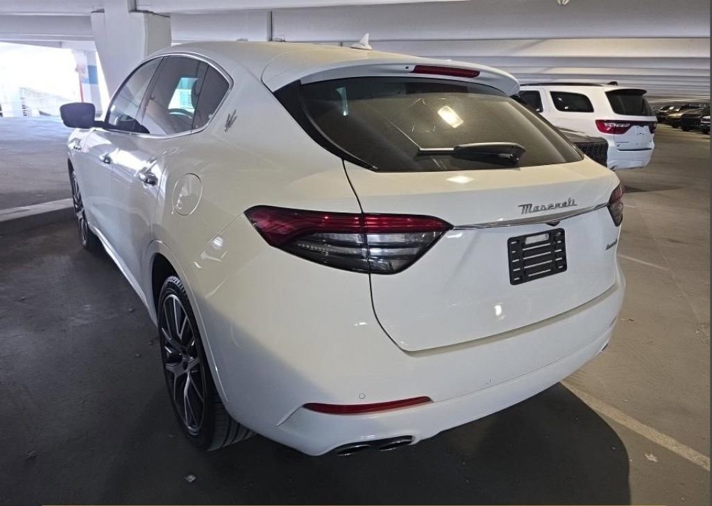 maserati levante 2023 ZN661XUA2PX408020 image maserati levante 2023 ZN661XUA2PX408020 image