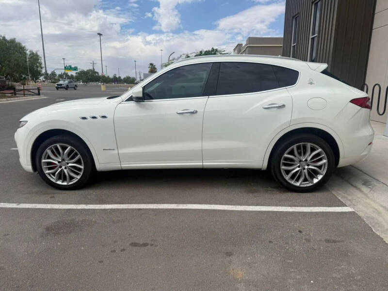 maserati levante 2019 ZN661XUL6KX320744 image maserati levante 2019 ZN661XUL6KX320744 image