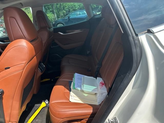 maserati levante 2018 ZN661YUS0JX272198 image maserati levante 2018 ZN661YUS0JX272198 image