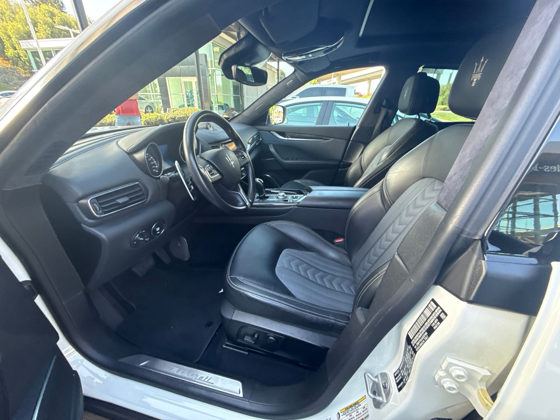 maserati levante 2018 ZN661YUL0JX297465 image maserati levante 2018 ZN661YUL0JX297465 image
