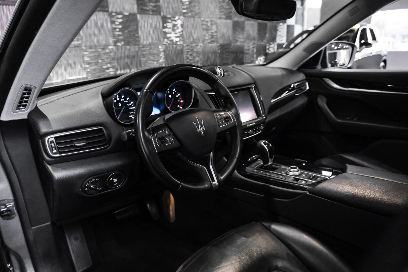 maserati levante 2017 ZN661XUA5HX231464 image maserati levante 2017 ZN661XUA5HX231464 image