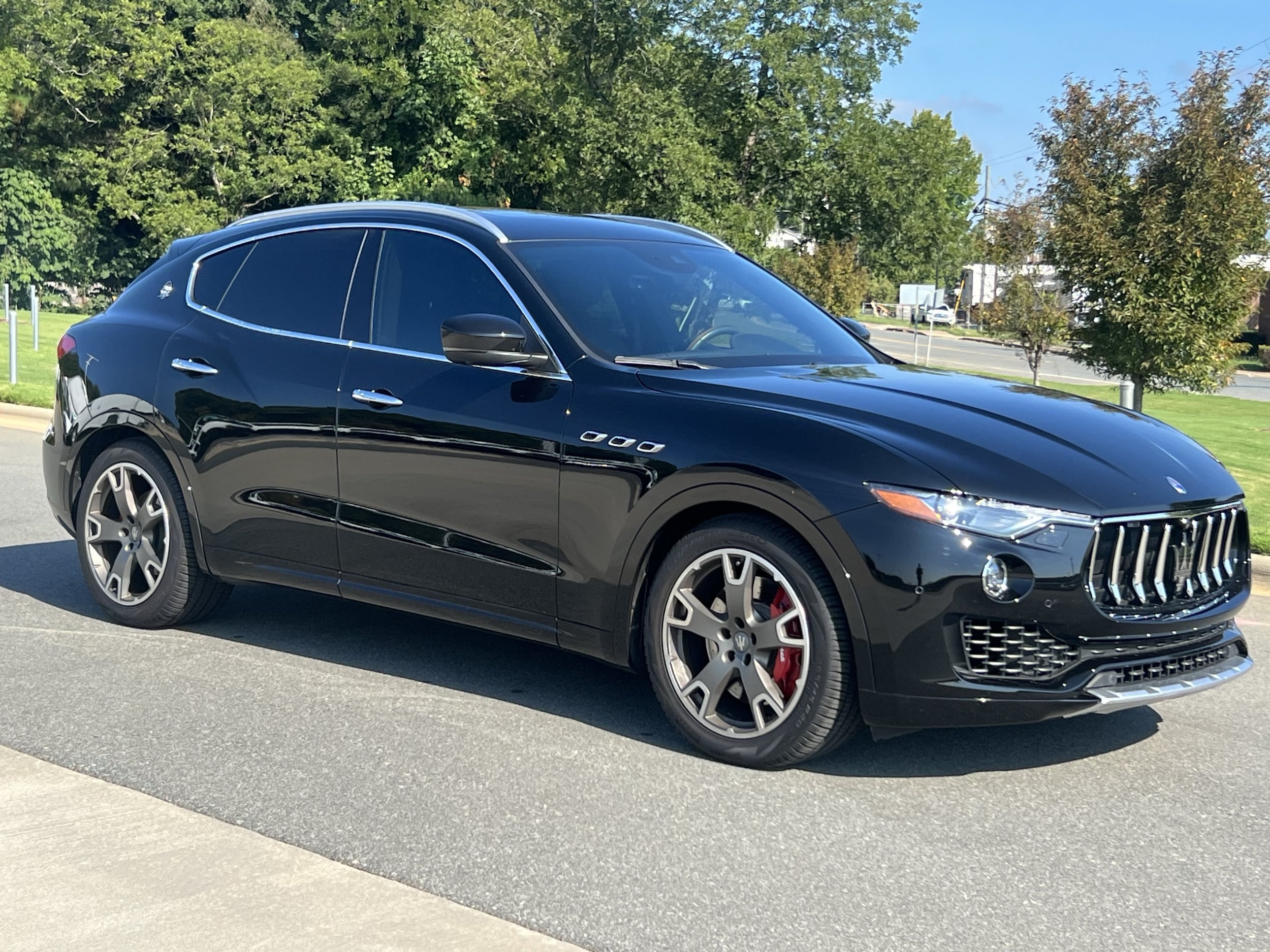 maserati levante 2017 ZN661YUL6HX239449 image maserati levante 2017 ZN661YUL6HX239449 image