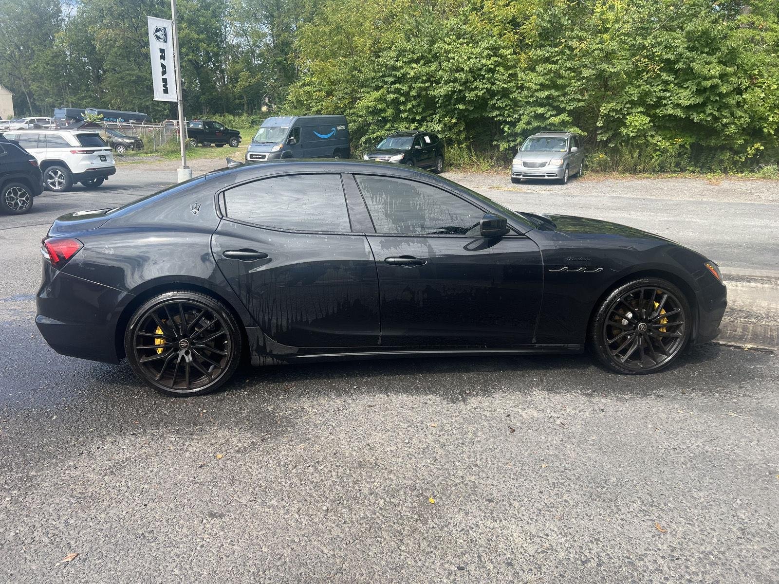 maserati ghibli 2023 ZAM57YTM9PX428774 image