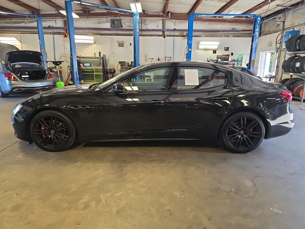 maserati ghibli 2023 ZAM57YTM9PX411103 image