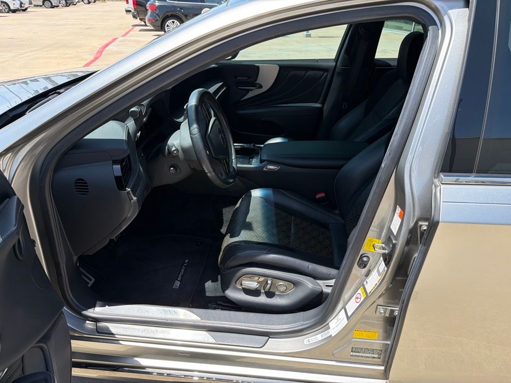 lexus ls 2019 JTHB51FF5K5007185 image lexus ls 2019 JTHB51FF5K5007185 image