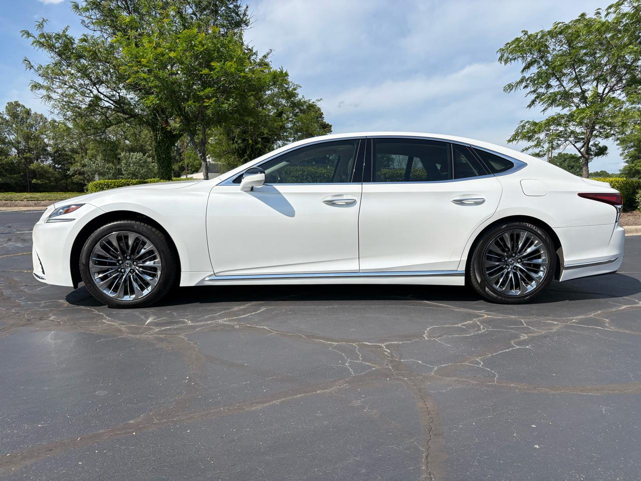 lexus ls 2018 JTHB51FF7J5006179 image lexus ls 2018 JTHB51FF7J5006179 image
