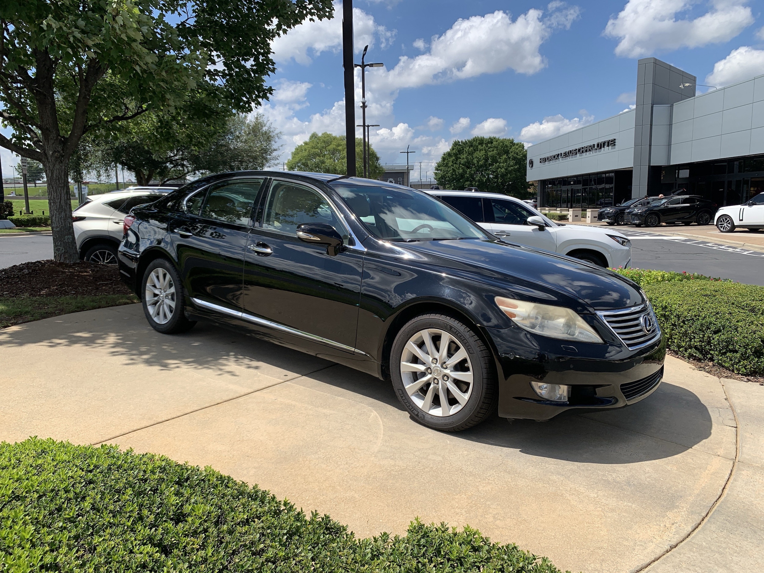lexus ls 2012 JTHBL5EF1C5109602 image lexus ls 2012 JTHBL5EF1C5109602 image