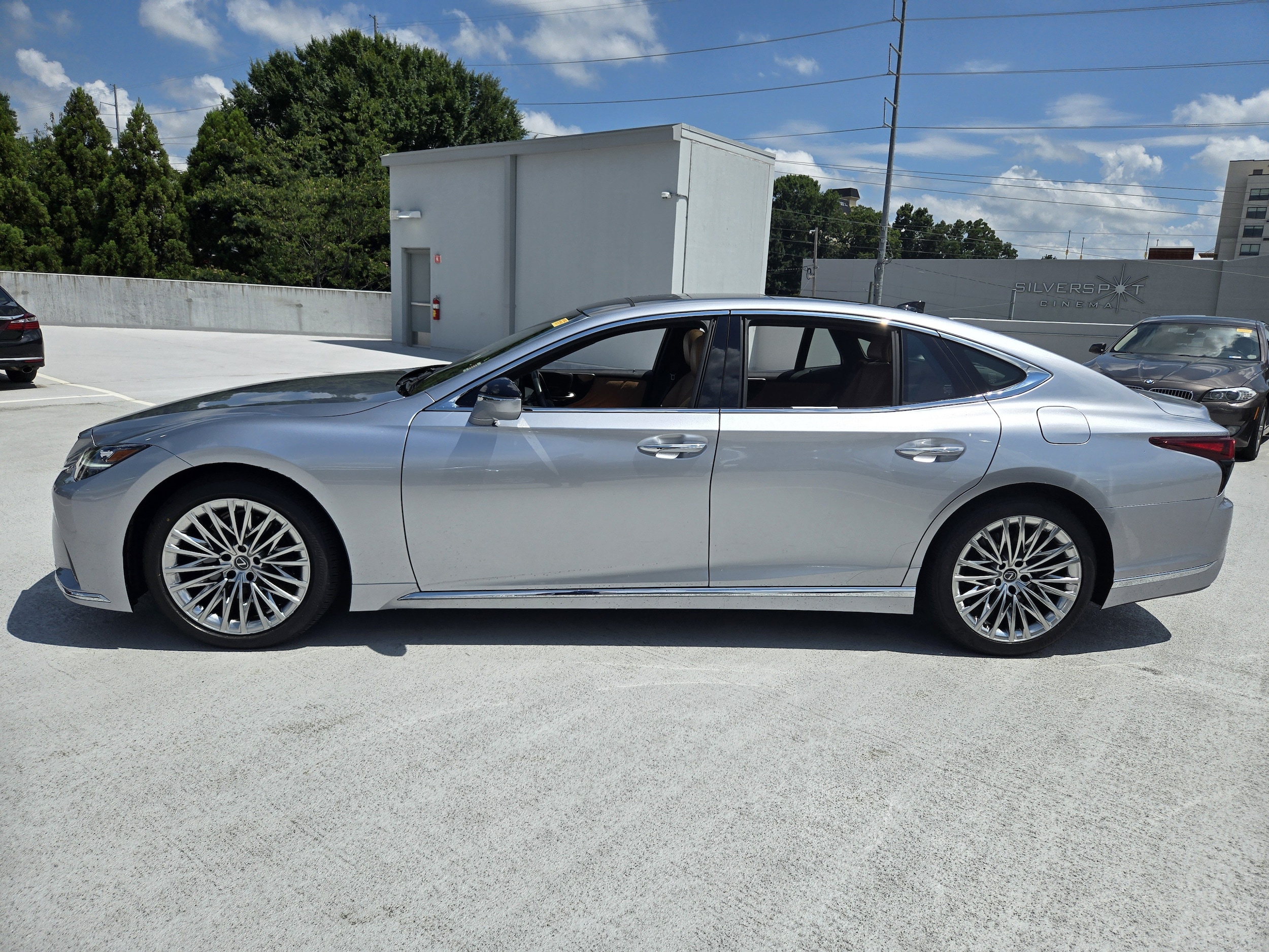 lexus ls 2024 JTHD51FF6R5020272 image lexus ls 2024 JTHD51FF6R5020272 image