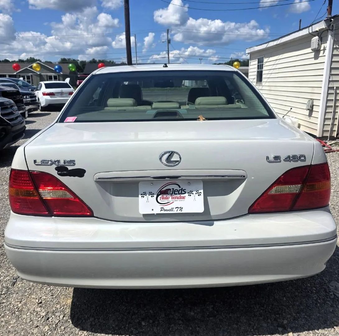 lexus ls 2002 JTHBN30FX20066802 image lexus ls 2002 JTHBN30FX20066802 image