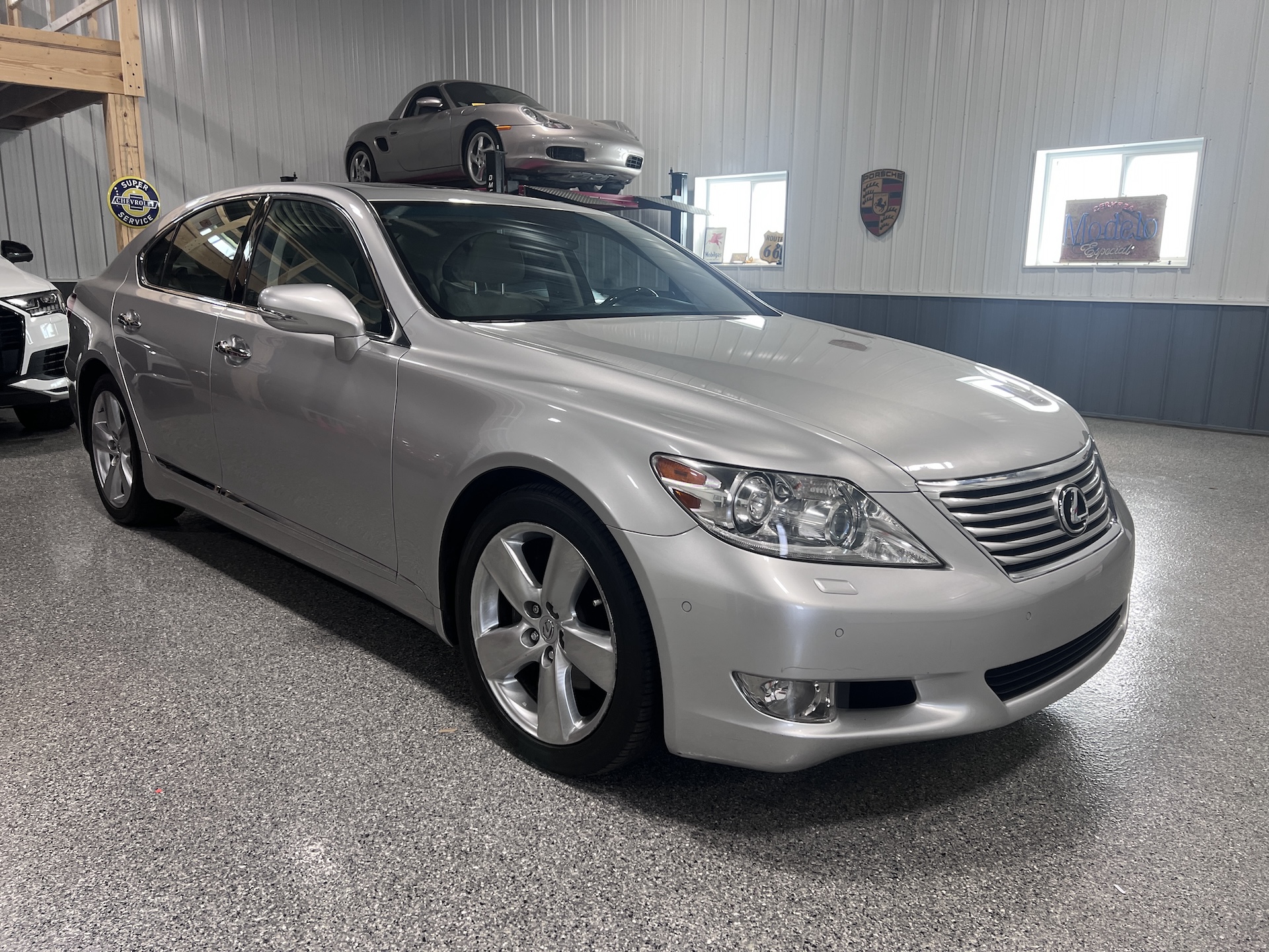 lexus ls 2011 JTHBL5EF8B5102743 image lexus ls 2011 JTHBL5EF8B5102743 image