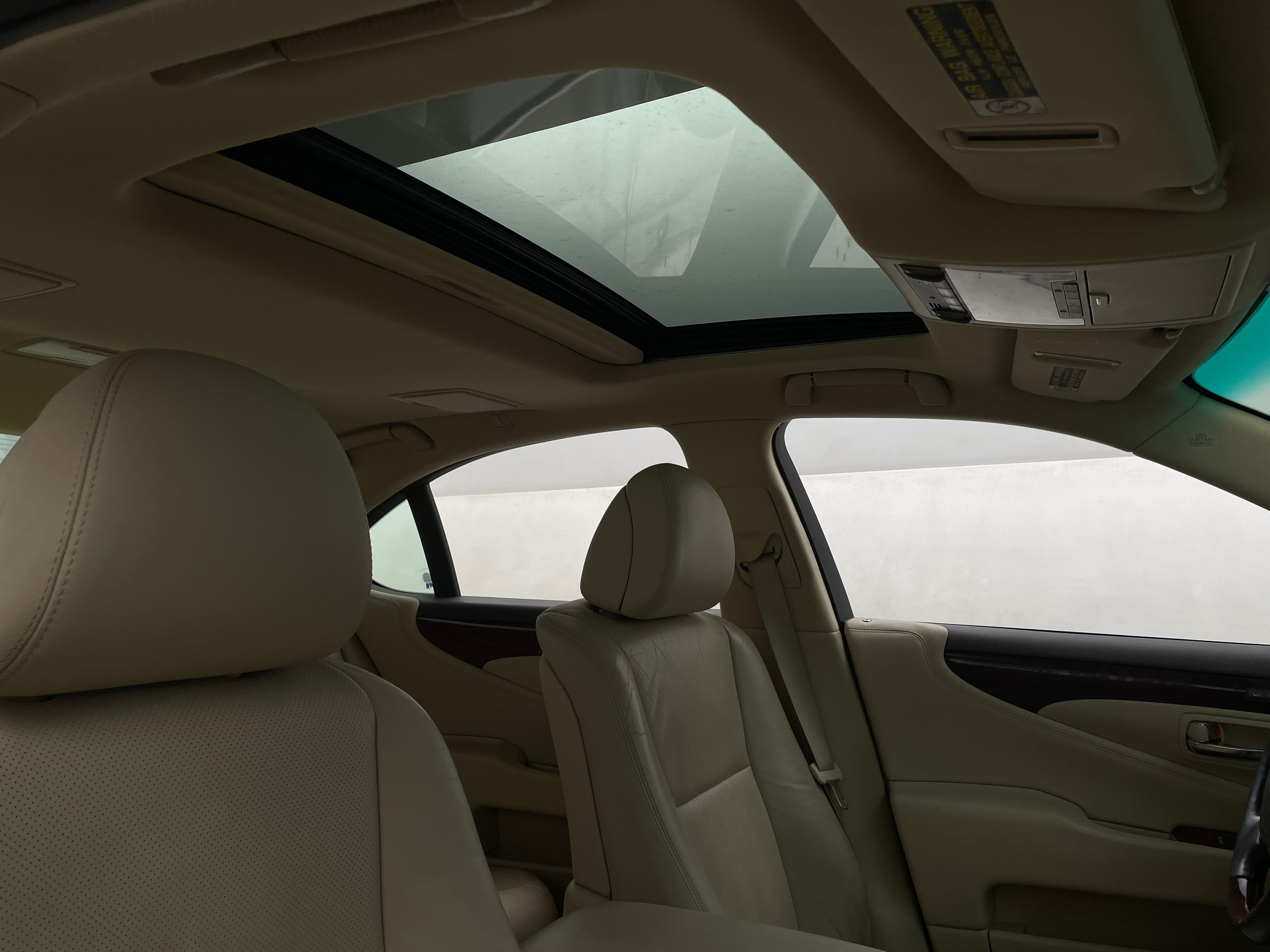 lexus ls 2011 JTHCL5EF1B5011494 image lexus ls 2011 JTHCL5EF1B5011494 image