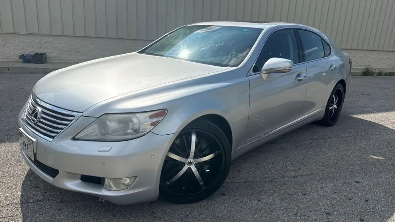 lexus ls 2011 JTHCL5EF0B5011342 image lexus ls 2011 JTHCL5EF0B5011342 image