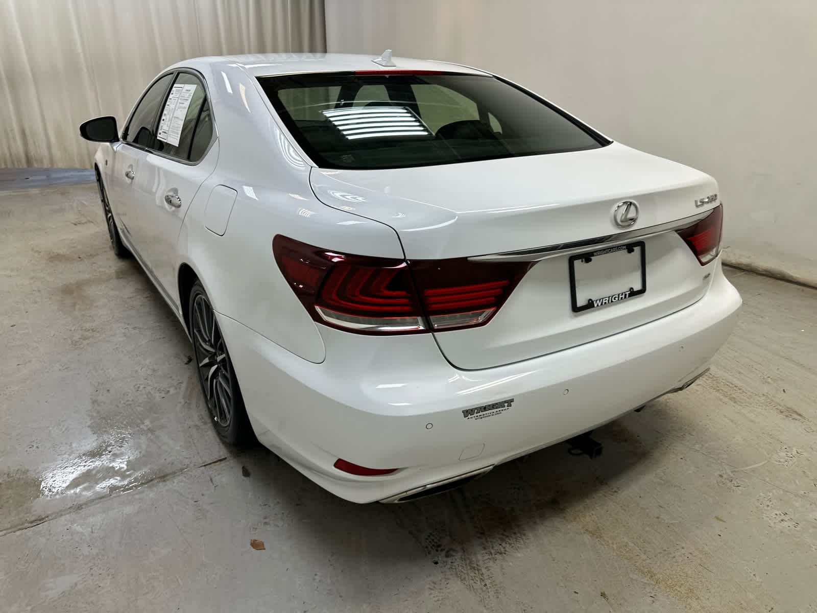 lexus ls 2013 JTHCL5EFXD5015918 image lexus ls 2013 JTHCL5EFXD5015918 image