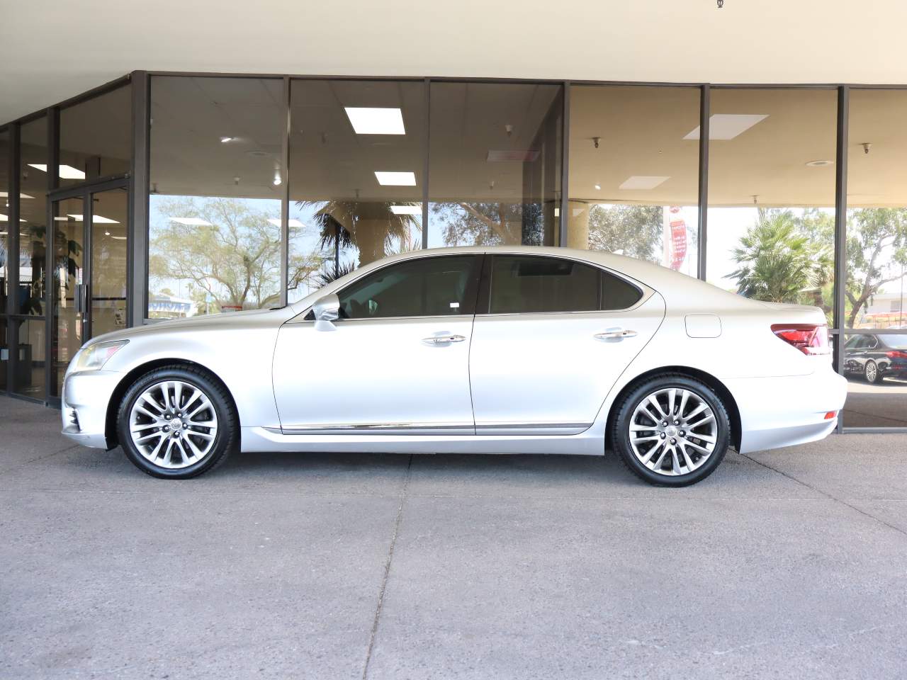 lexus ls 2013 JTHBL5EF9D5114015 image lexus ls 2013 JTHBL5EF9D5114015 image