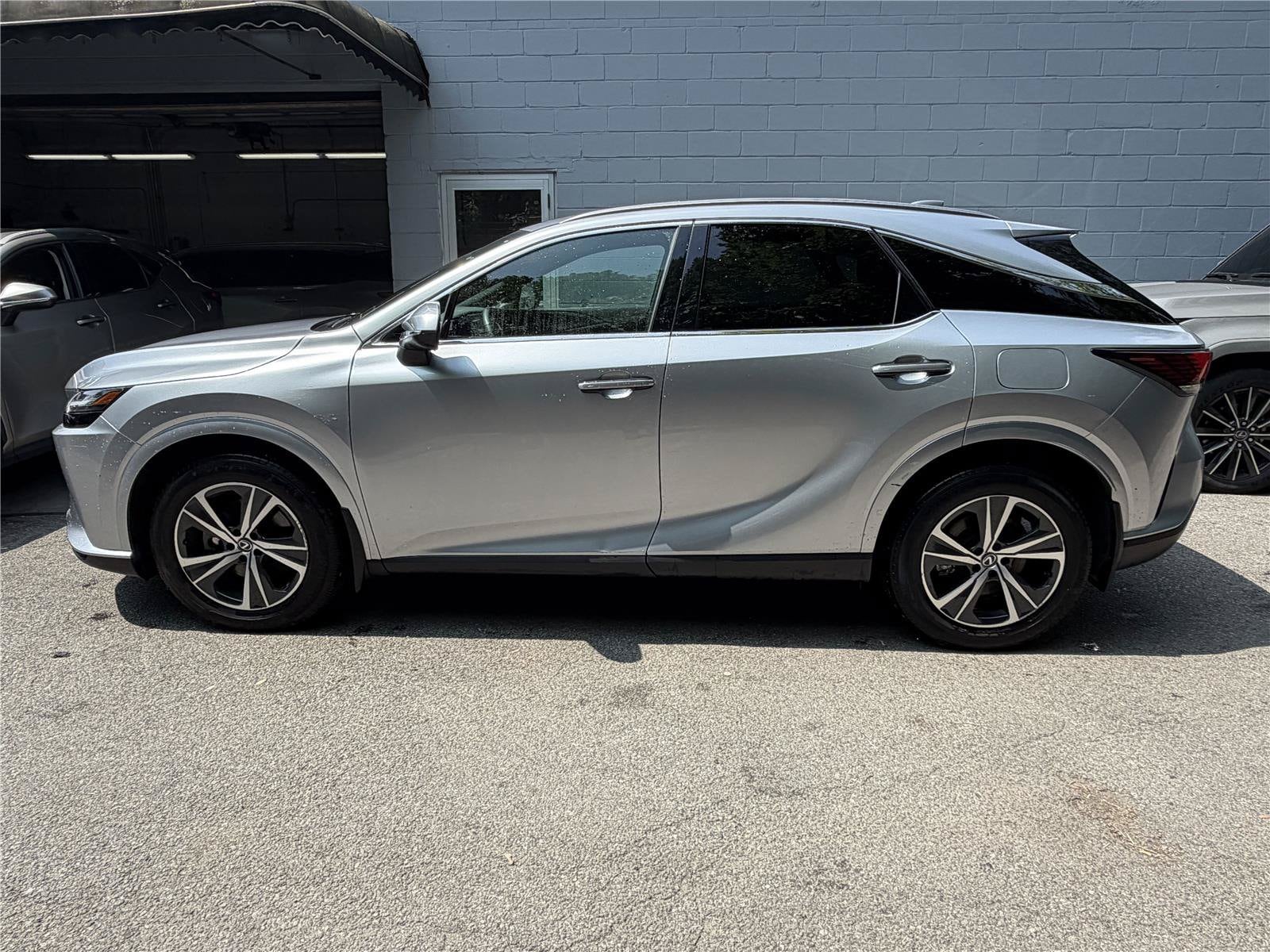 lexus rx 2023 2T2BAMCA9PC032474 image lexus rx 2023 2T2BAMCA9PC032474 image