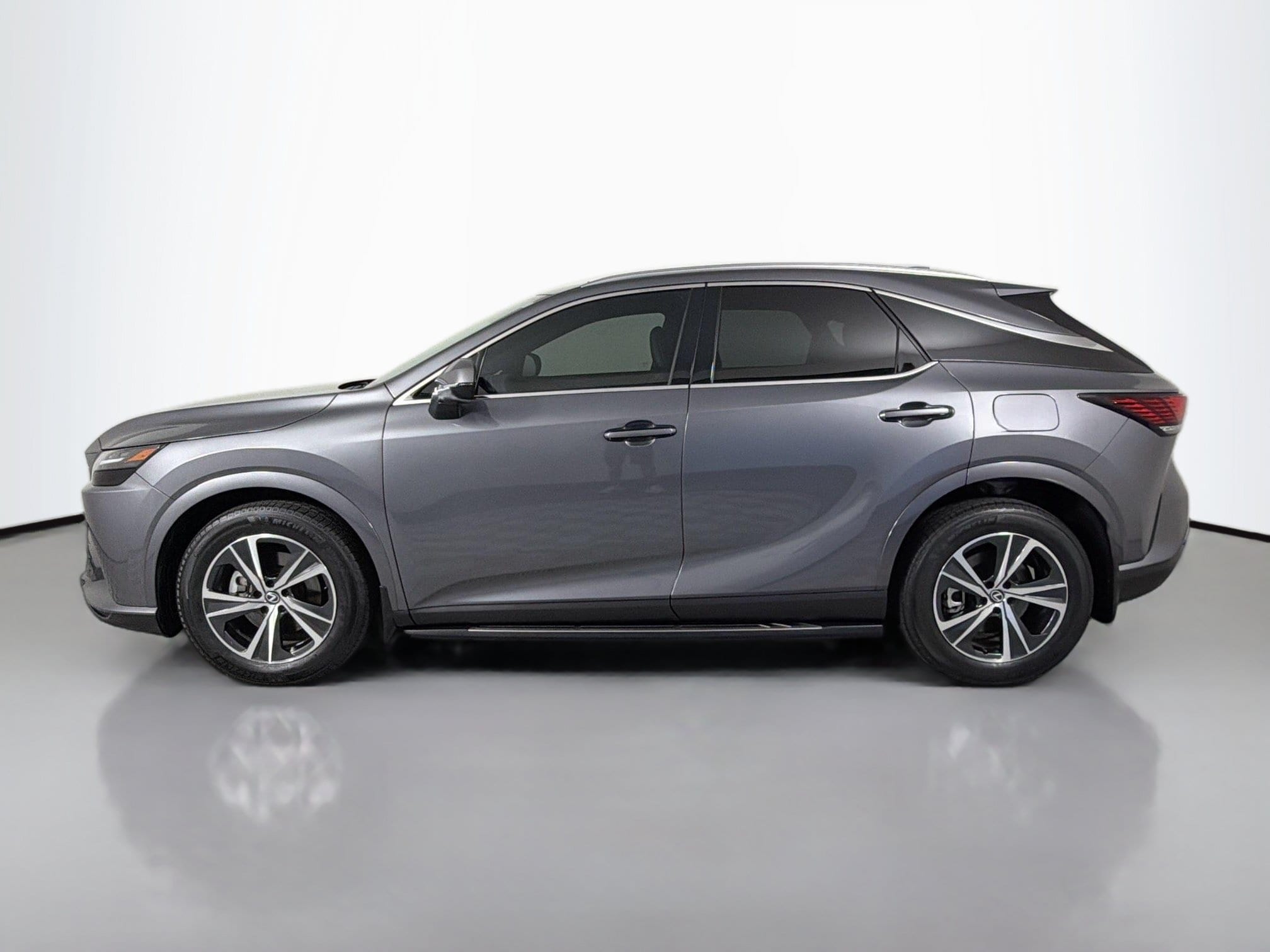 lexus rx 2023 2T2BAMCA7PC021618 image lexus rx 2023 2T2BAMCA7PC021618 image