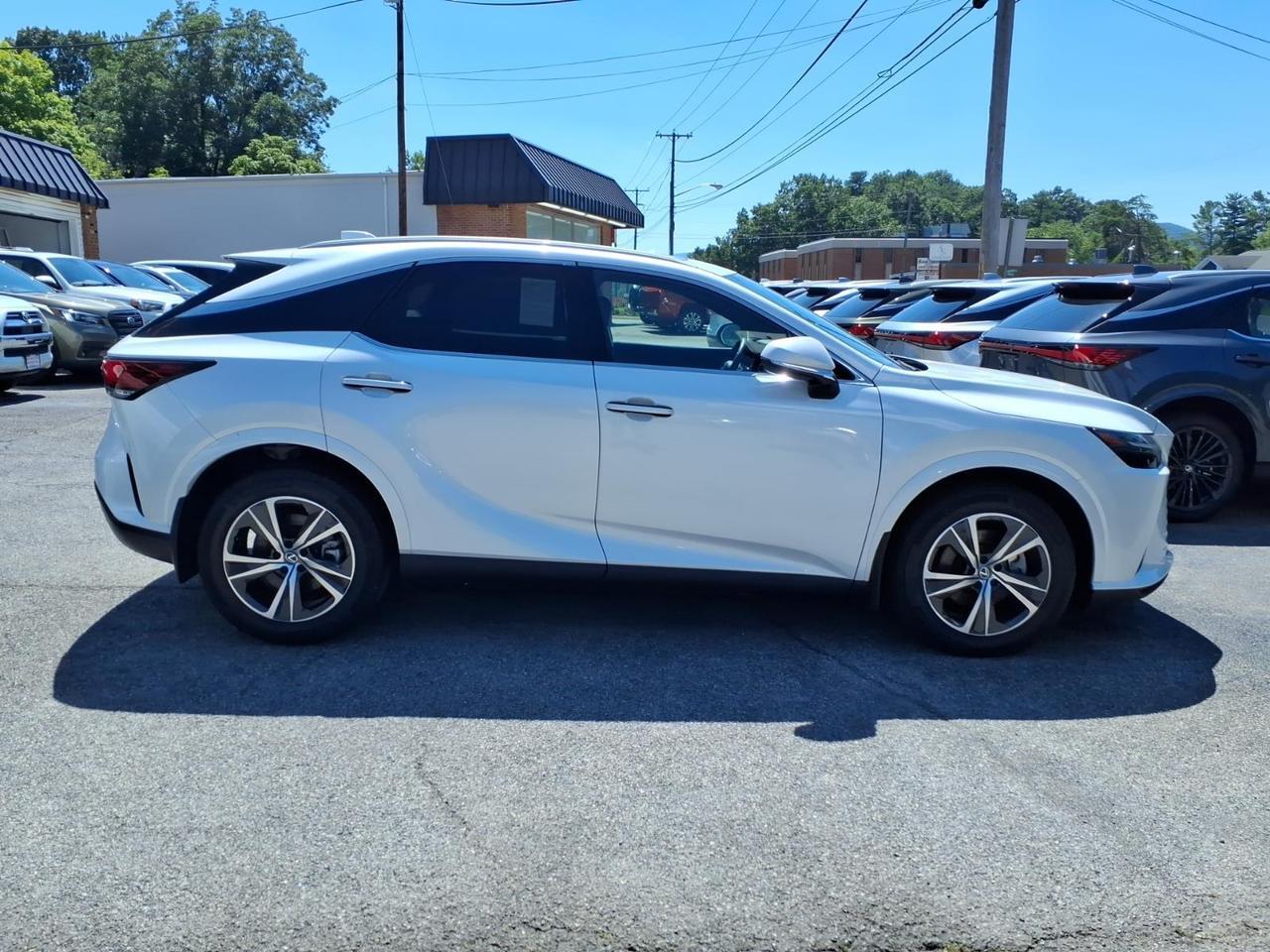 lexus rx 2023 2T2BAMCA9PC037822 image lexus rx 2023 2T2BAMCA9PC037822 image