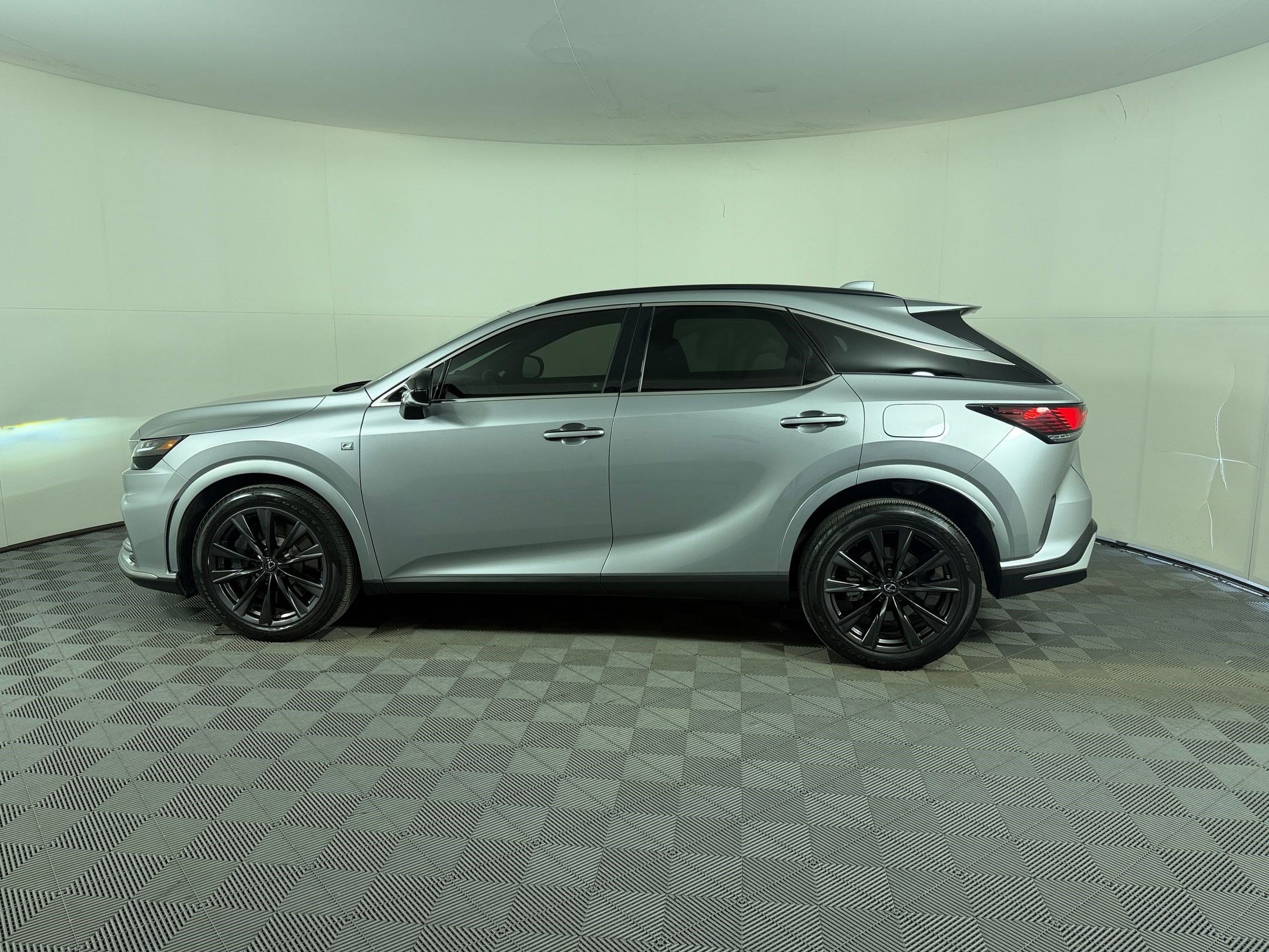 lexus rx 2023 2T2BAMCA4PC006557 image lexus rx 2023 2T2BAMCA4PC006557 image