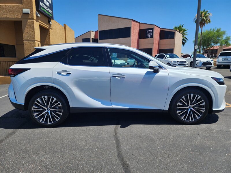 lexus rx 2023 2T2BAMCA5PC036604 image lexus rx 2023 2T2BAMCA5PC036604 image