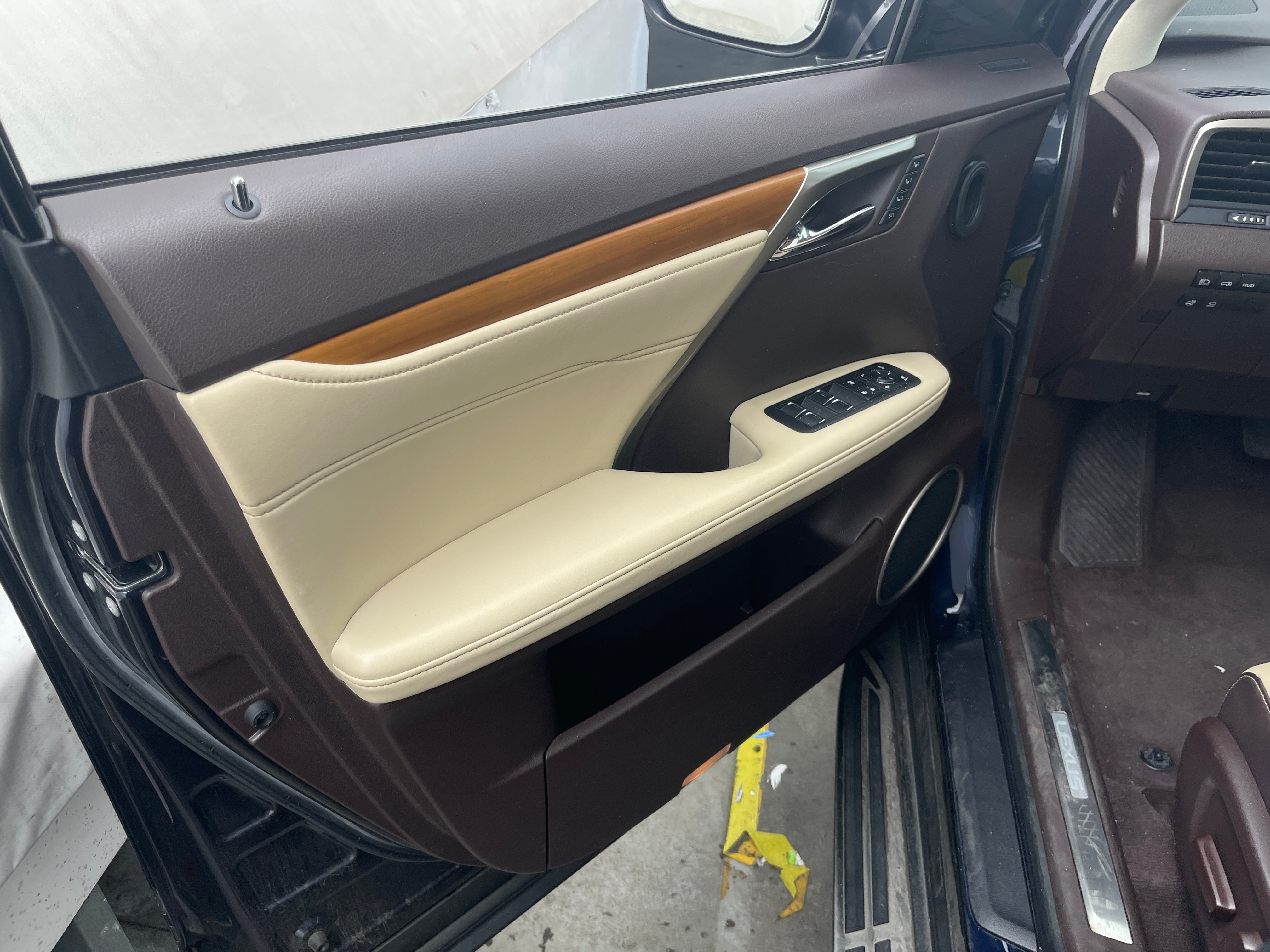 lexus rx 2019 2T2BZMCA4KC189184 image lexus rx 2019 2T2BZMCA4KC189184 image